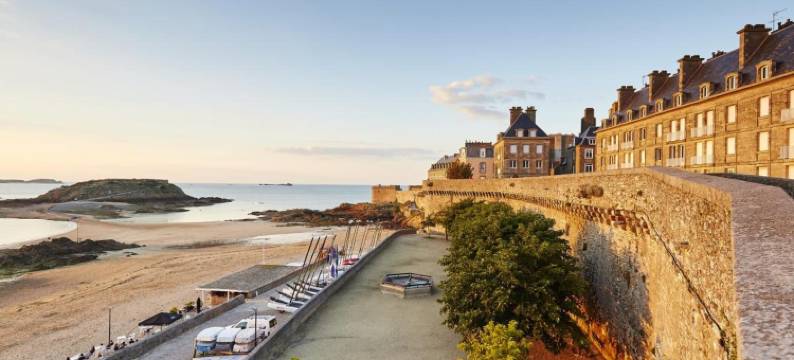 Holiday Home in Paramé near Saint-Malo Beaches图片