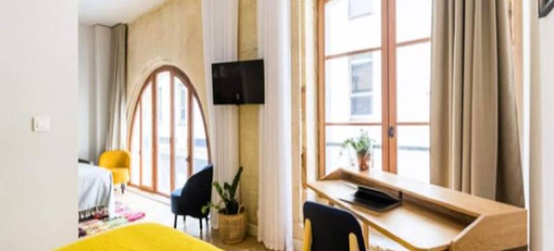 Beautiful Bright 4-Person Apartment Center图片