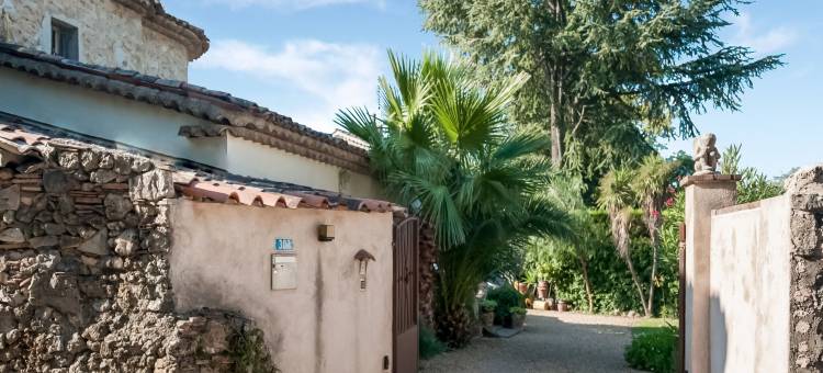 Holiday Home in Lorgues with Pool and Terrace图片