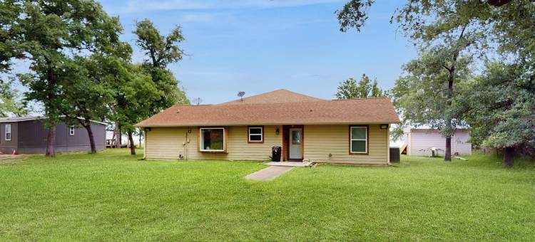 3BR Waterfront Home: Rural & Unique图片