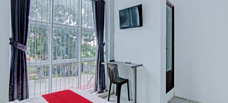 Hotel O 勒斯塔里巴鲁伊斯兰民宿靠近SMA Negeri 1 Salo(Hotel O Lestari Baru Syariah Near SMA Negeri 1 Salo)图片