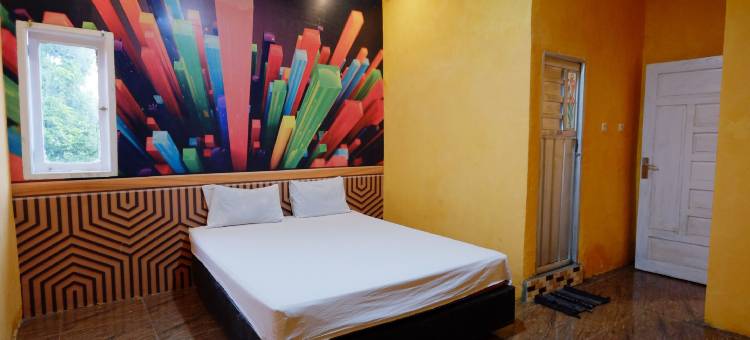 奥阿赫马尔2号旅馆，靠近Pattinoang乡政府(Hotel O Pondok Akhmal 2 Near Kantor Desa Pattinoang)图片