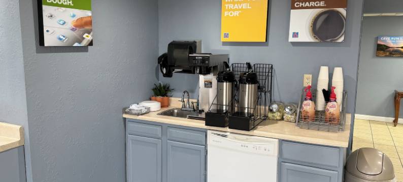 肯塔基莫尔黑德 6 号汽车旅馆(Motel 6 Morehead, KY)图片