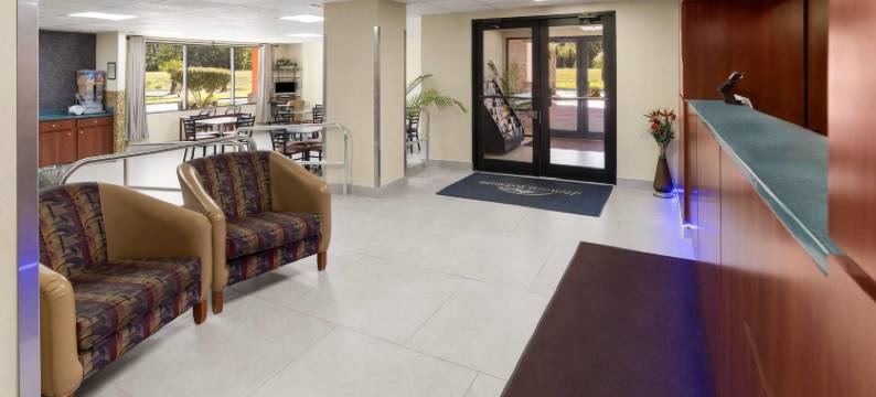 乔治亚州萨凡纳豪生酒店(Howard Johnson by Wyndham Savannah GA)图片