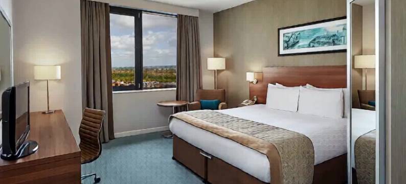 米尔顿凯因斯莱昂纳多酒店 - 原茱莉斯旅店(Leonardo Hotel Milton Keynes)图片