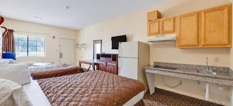 Capital O Deluxe Inn Channelview Houston I-10图片