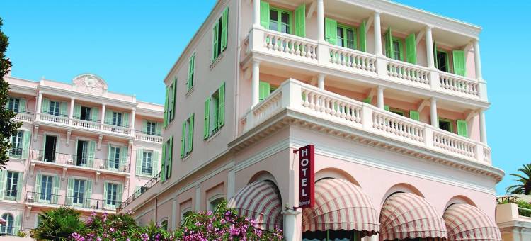 布鲁斯巴尔莫勒尔蓝色假日酒店酒店(Hôtel Vacances Bleues Balmoral)图片