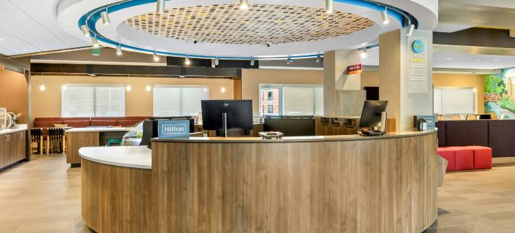 希尔顿Tru酒店米德尔堡高地克利夫兰机场(Tru by Hilton Middleburg Heights Cleveland Airport)图片