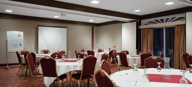 艾伯特利套房酒店(Albert Lea Inn and Suites)图片