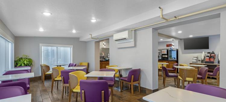 阿尔图纳贝斯特韦斯特优质酒店(Best Western Plus Altoona Inn)图片