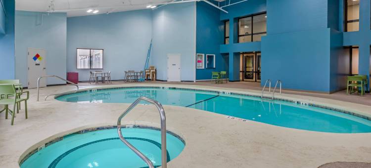 格兰德岛I-80凯艺酒店和会议中心(Quality Inn and Conference Center I-80 Grand Island)图片