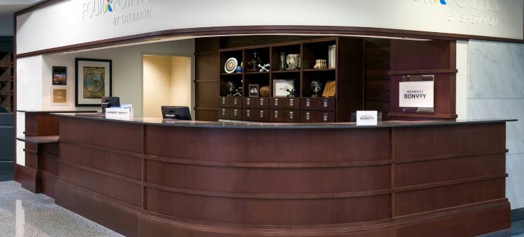 亨茨维尔机场福朋喜来登酒店(Four Points by Sheraton Huntsville Airport)图片