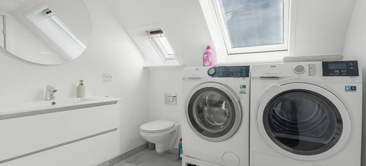现代化的床和浴室(Modernized Bed & Bath)图片