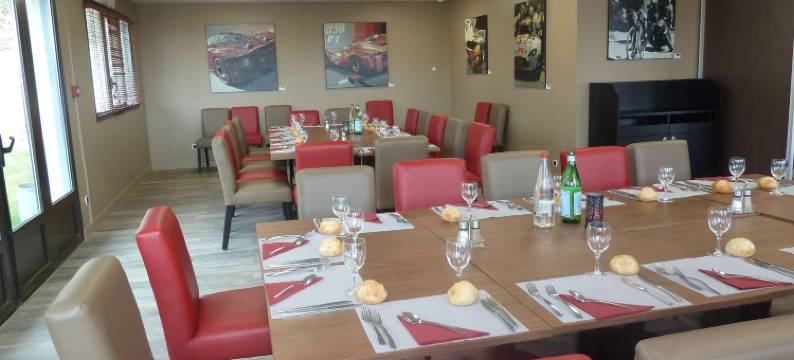 勒芒东区康铂酒店(Campanile NATURE - Le Mans Est)图片