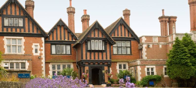 麦克唐纳德度假村(Macdonald Elmers Court Hotel and Resort)图片