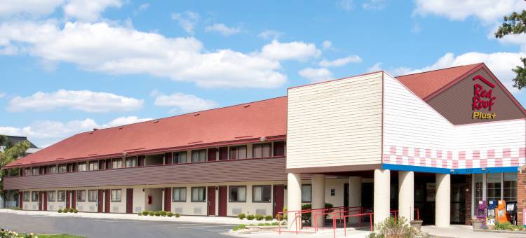 密歇根州北安阿伯红屋顶酒店(Red Roof PLUS+ Ann Arbor - University of Michigan North)图片