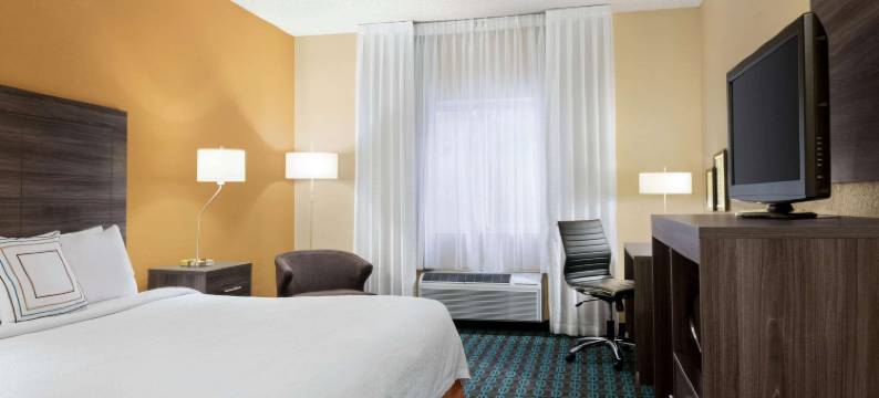 塔尔萨呗盟温德姆酒店(Baymont by Wyndham Tulsa)图片