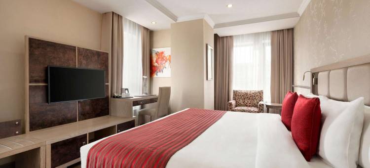 比什凯克中心温德姆华美达酒店(Ramada by Wyndham Bishkek Centre)图片