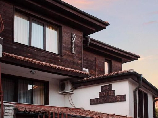 西里尔王子酒店