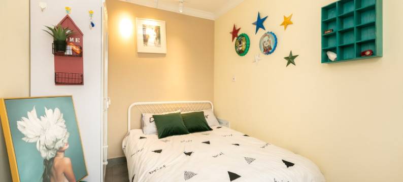 隔壁老王sara民宿(芳华路3号分店)图片