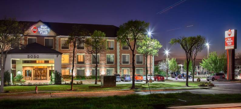 DFW机场贝斯特韦斯特优质套房酒店(Best Western Plus DFW Airport Suites)图片