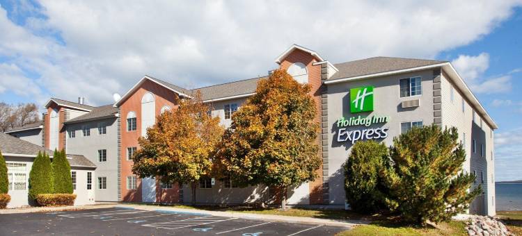 Holiday Inn Express ST。 IGNACE，湖前(Holiday Inn Express ST. Ignace-Lake Front)图片