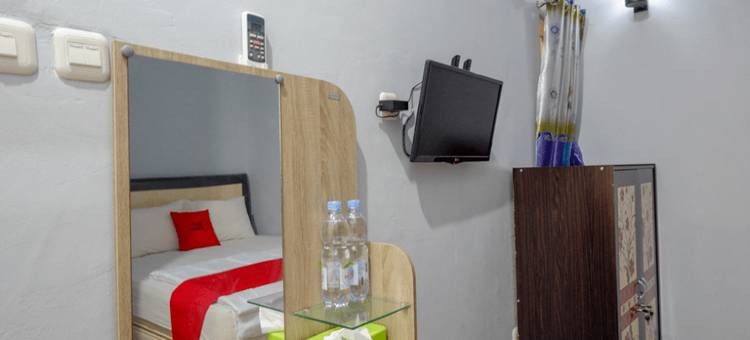 红多兹酒店@奥丽亚马真大酒店(RedDoorz @ Hotel Grand Aulia Majene)图片