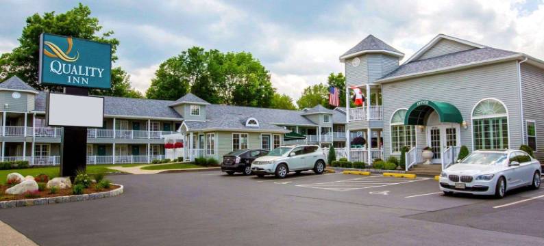 乔治湖凯艺酒店(Quality Inn Lake George)图片