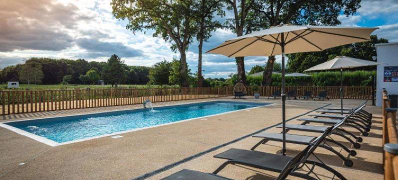 杜门鲁瓦费酒店(Domaine de Roiffé)图片