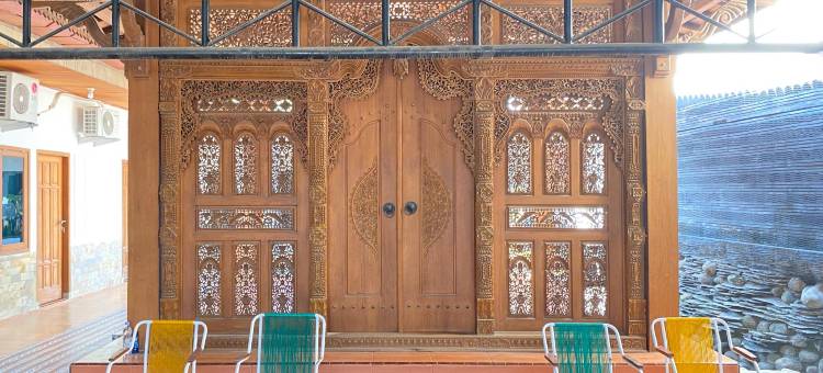 Adipura Guesthouse Syariah Mitra RedDoorz Near Terminal Nganjuk图片