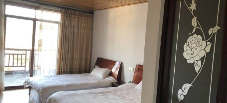 桐庐县新龙村兄弟农家(分水镇九龙绿道1号分店)图片