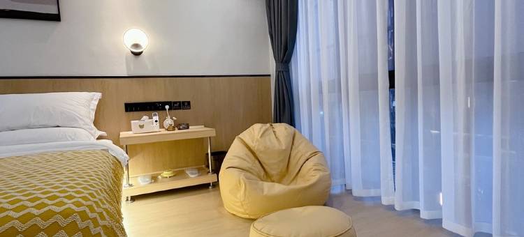 觅静民宿(雅安高铁站店)图片