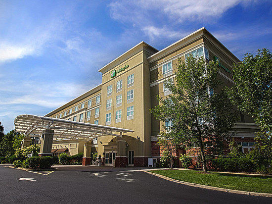 马纳霍金长滩岛假日酒店