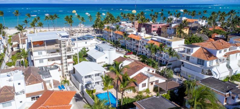 Beachfront 8Br Villa with Pool & Maid *Los Corales图片