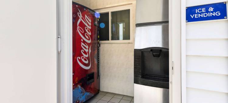 阿弗内尔伍德布里奇美洲最佳价值旅店(Americas Best Value Inn Avenel Woodbridge)图片