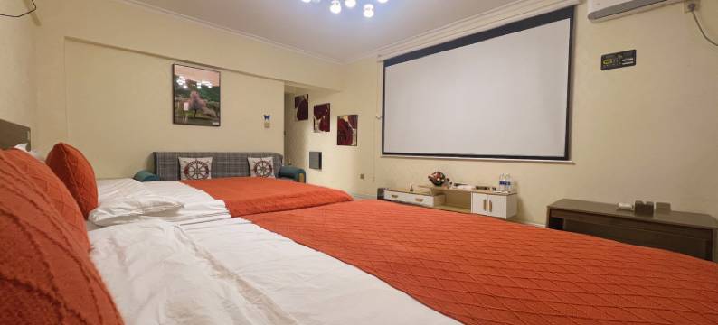 无疆伊宁店民宿(上海北路分店)图片