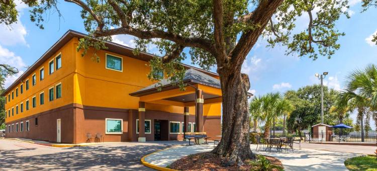 比洛克西海滩戴斯酒店(Days Inn by Wyndham Biloxi Beach)图片