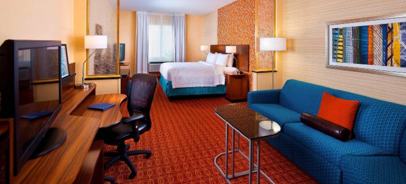 休斯顿霍比机场万豪万枫酒店(Fairfield Inn & Suites Houston Hobby Airport)图片