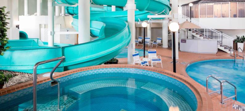 卡尔加里喜来登骑士酒店(Sheraton Cavalier Calgary Hotel)图片