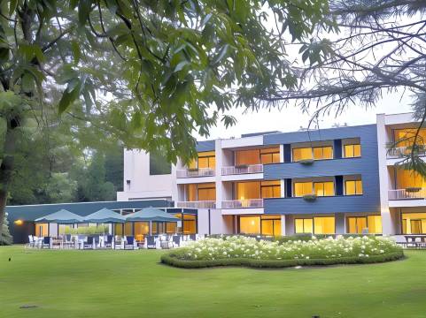 布恩迪尔坎普弗莱彻餐厅酒店(Fletcher Hotel-Restaurant de Buunderkamp)