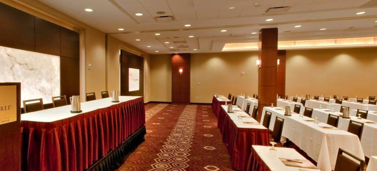 匹兹堡市中心希尔顿逸林套房酒店(DoubleTree by Hilton Hotel & Suites Pittsburgh Downtown)图片