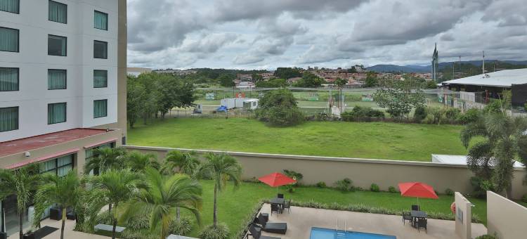 巴拿马城地铁购物中心万怡酒店(Courtyard Panama Metromall)图片