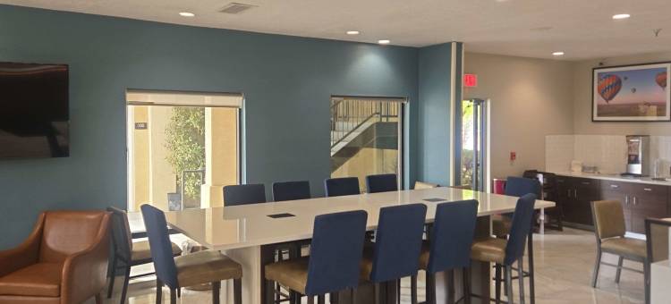 品质酒店及套房阿尔伯克基南谷区(Quality Inn & Suites)图片