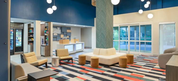 奥兰多国际机场智选假日酒店(Holiday Inn Express & Suites Orlando International Airport)图片