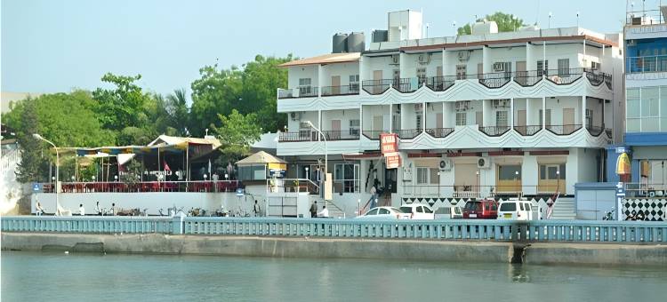 阿帕纳酒店(Apana Hotel)图片