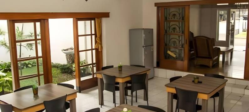 埃尔纳之家酒店(Elenor's Home)图片