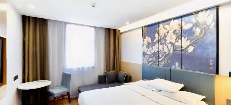 白玉兰酒店(大连辽师大学马栏广场地铁站店)图片