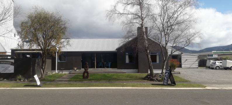 Tongariro河边放松-青年旅社(Tongariro River Retreat)图片