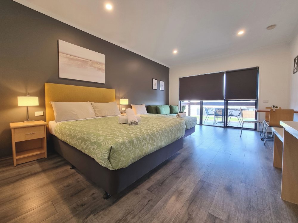 Seaview Motel & Apartments Over view