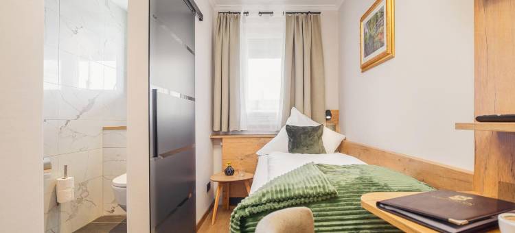 基姆湖斯加洛斯布里克酒店(Hotel Schlossblick Chiemsee)图片